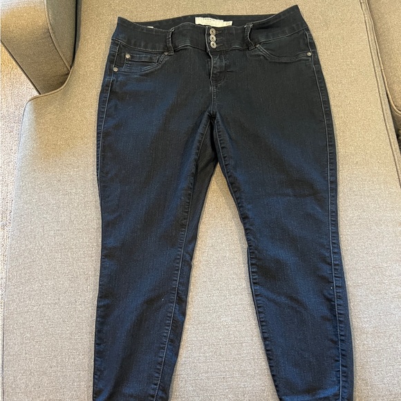 Torrid Bundle for sale! 2 pairs of jeans, 8 black T-shirt’s included. - Picture 3 of 8
